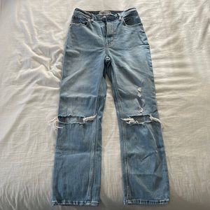 Abercrombie Curve Love ripped straight leg jeans